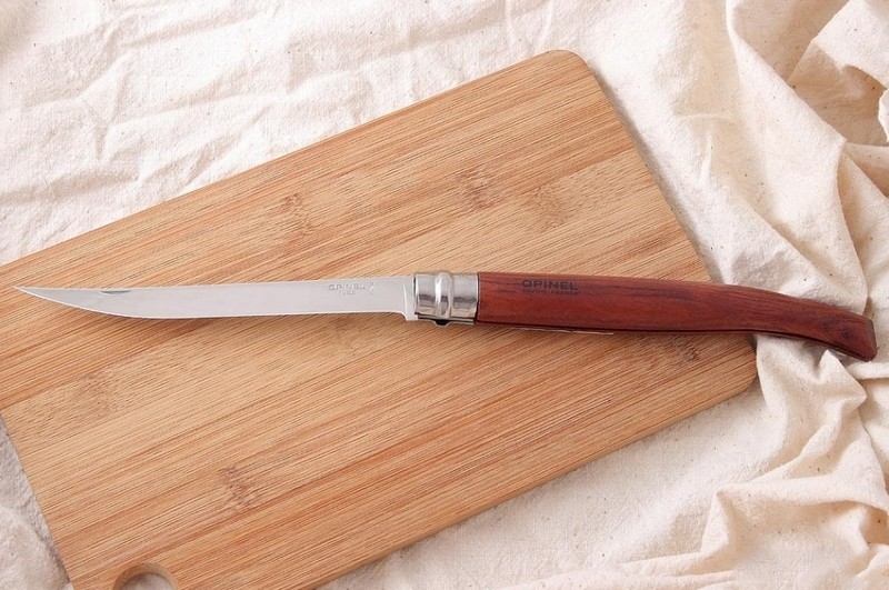 Нож складной филейный Opinel №15 VRI Folding Slim Bubinga, сталь Sandvik 12C27, рукоять из дерева бубинго, 243150