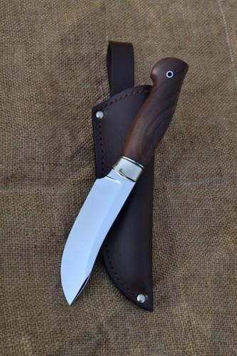 Нож Скинер 2 - сталь К340, мельхиоровое литьё, фибра, корень ореха.